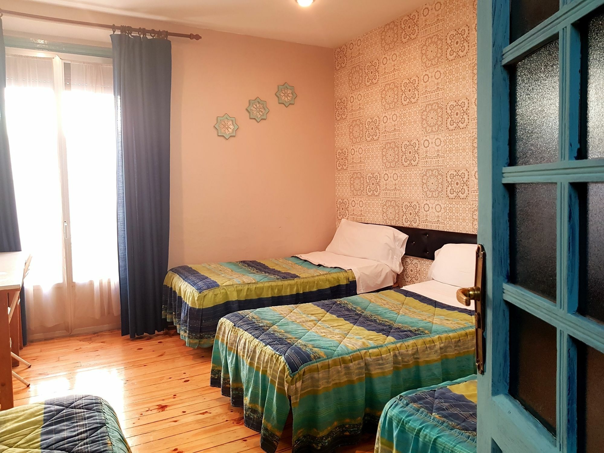 Hostal Padre Isla 1 เลออน ภายนอก รูปภาพ