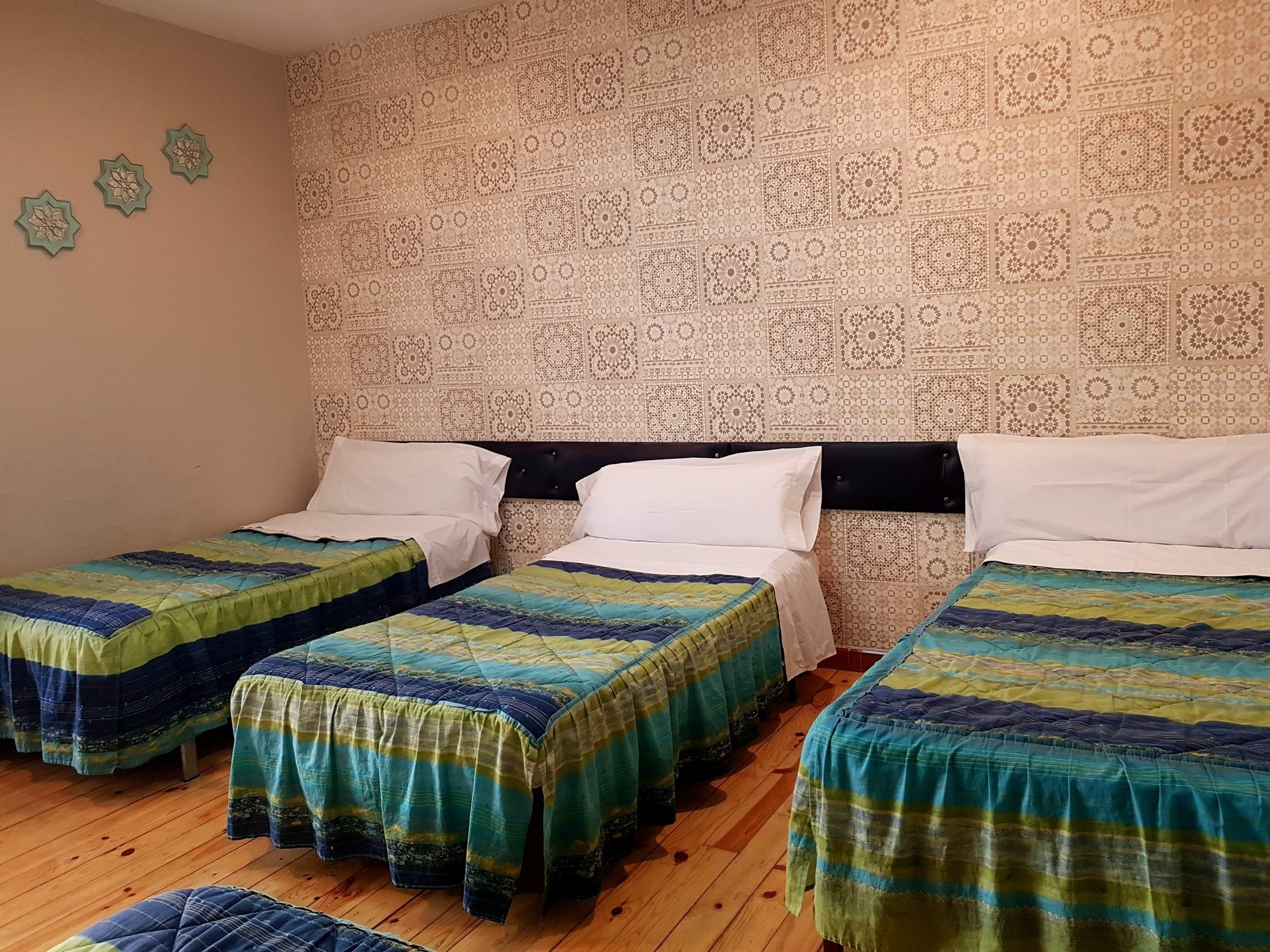 Hostal Padre Isla 1 เลออน ภายนอก รูปภาพ