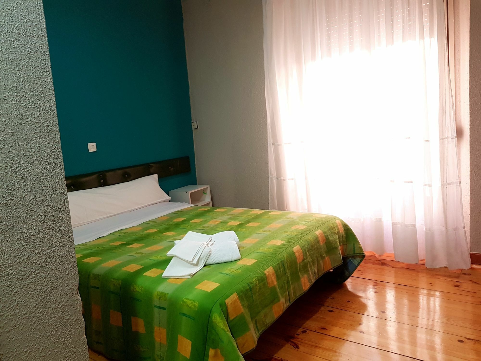 Hostal Padre Isla 1 เลออน ภายนอก รูปภาพ