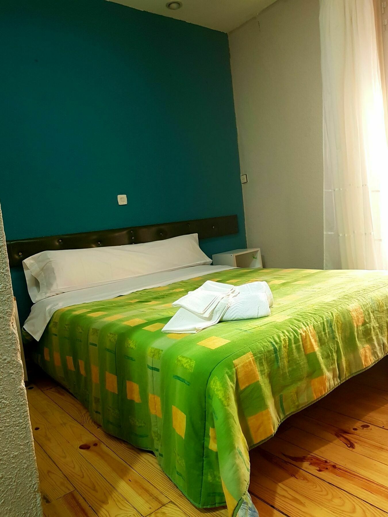 Hostal Padre Isla 1 เลออน ภายนอก รูปภาพ
