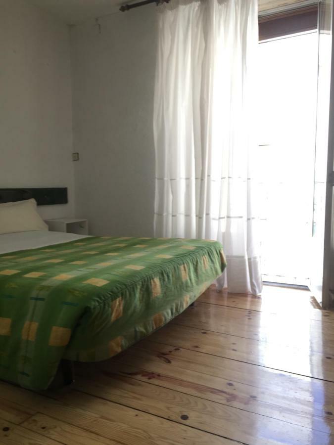 Hostal Padre Isla 1 เลออน ภายนอก รูปภาพ